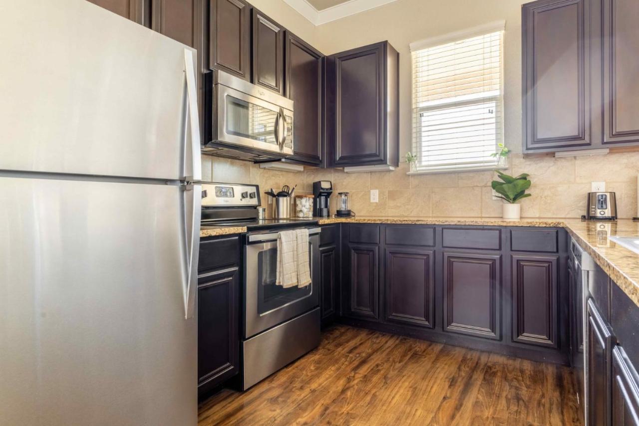 Bright And Spacious Apartments With Gym And Pool Access At Century Stone Hill North In Pflugerville, Austin Eksteriør billede